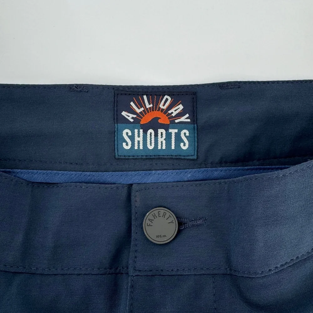 Faherty All Day Shorts Mens 32 Navy Blue Hybrid Board Shorts Stretch 9 Inseam